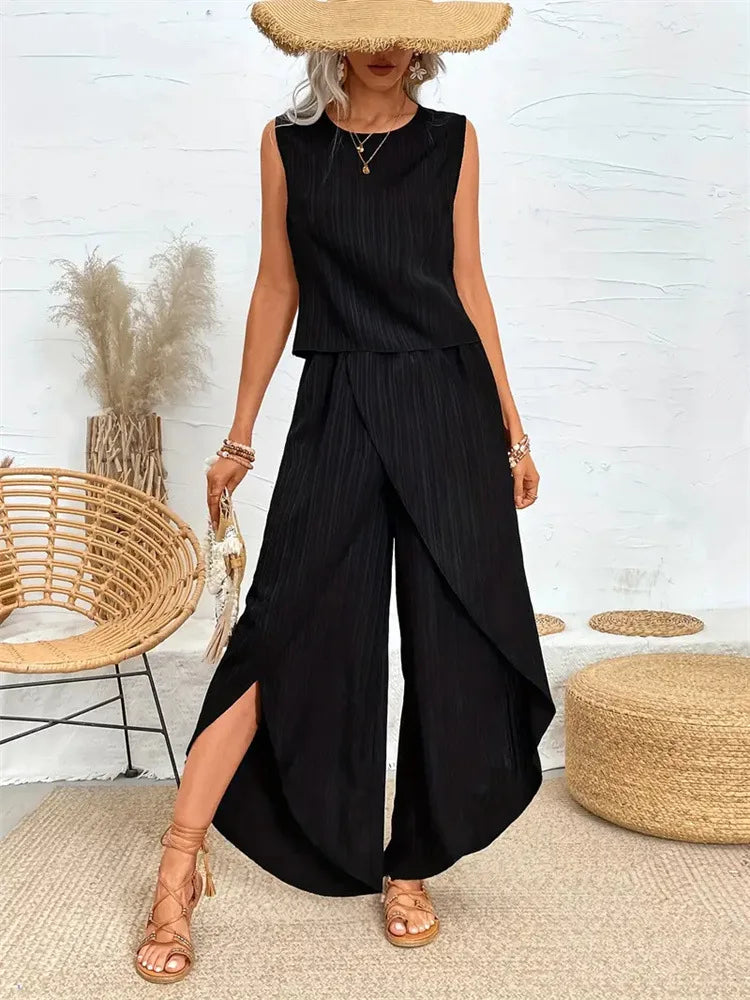 Fashionable Set Relaxed Oversized Comfortable Set Sleeveless Crewneck T-Shirt Set Summer-Ready Lightweight Casual Ensemble 