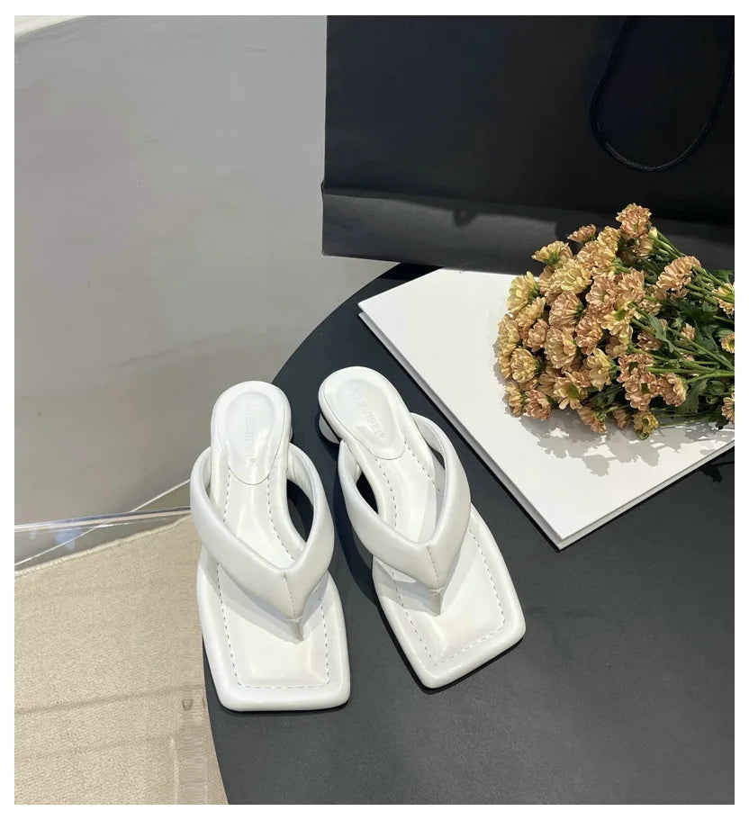 2024 Fashion Square Toe Low Heels Slippers Women Casual Narrow Band Sandals Brand Slide Slip On Beach Flip Flops Sandalias Mujer