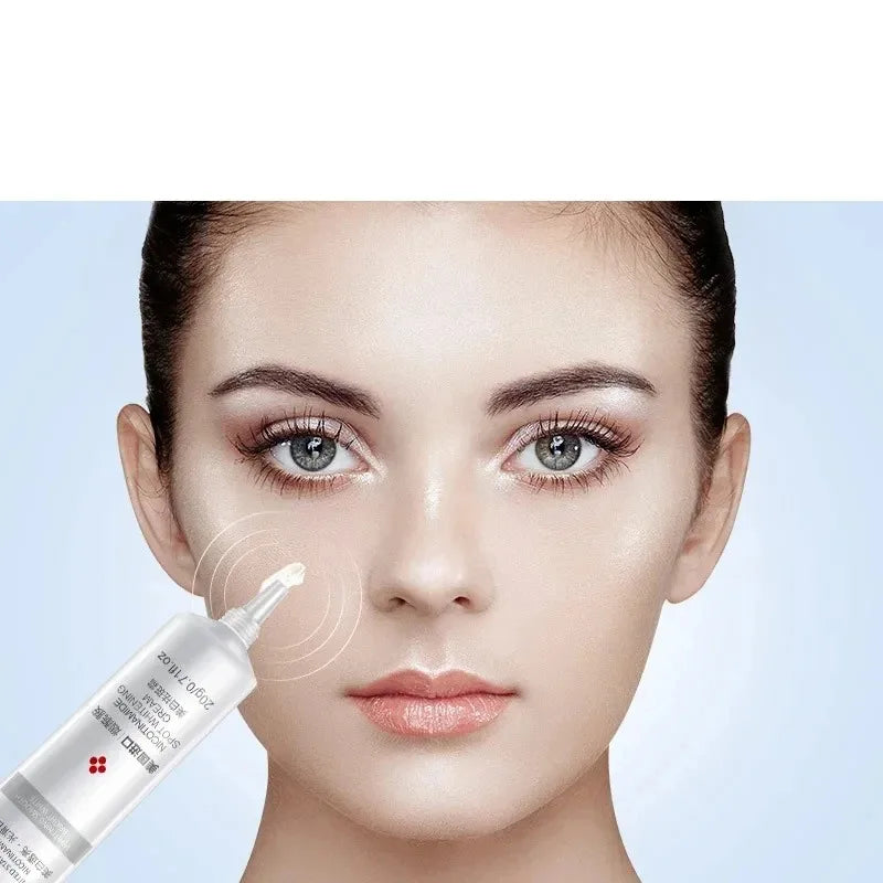 Fade and Improve Freckles Black Spots Face Cream Whitening Cream Removes Dark Melanin Brightens Skin Quickly Nourishes Skin 