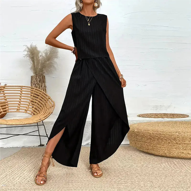 Fashionable Set Relaxed Oversized Comfortable Set Sleeveless Crewneck T-Shirt Set Summer-Ready Lightweight Casual Ensemble 