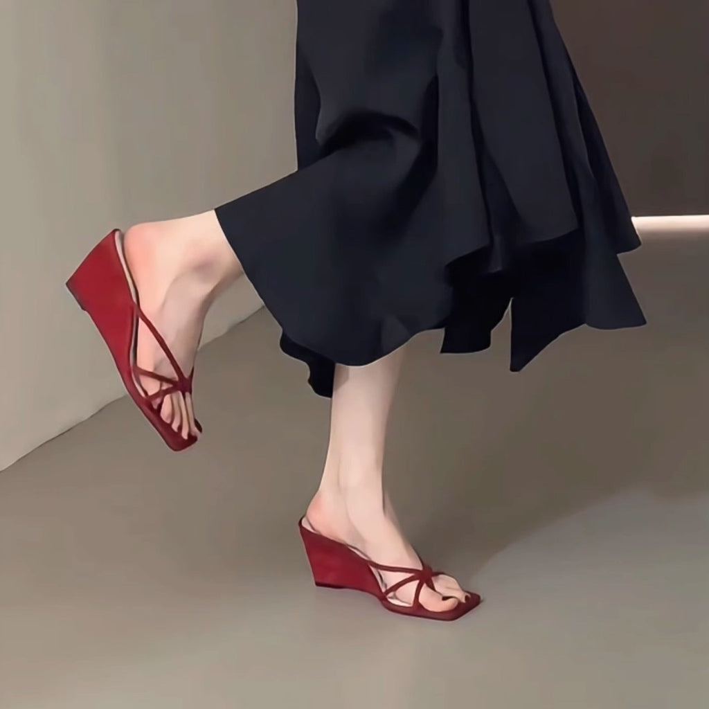 Women's Fashion New Arrival Petite-Strap Plus-Size Flip-Flops. Zapatillas