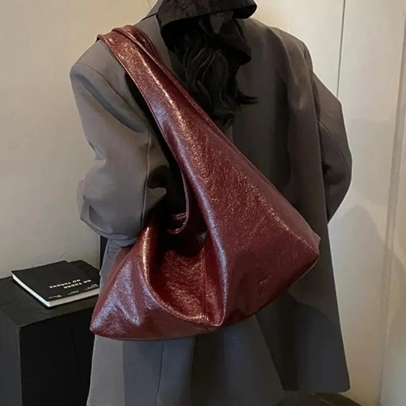 Large Capacity Womens Shoulder Bag Tote Crossbody Bag with Secure Buckle Durable and Fashionable