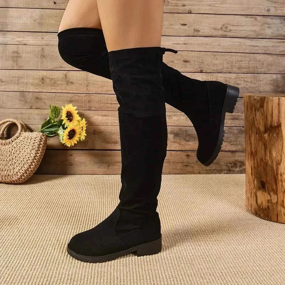 Round Toe Suede : Low Heel Boots